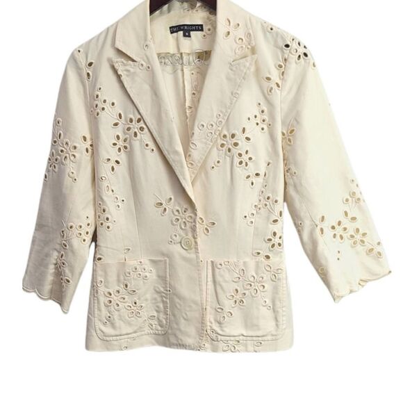 The Wrights Women's Vanilla Embroidered Floral Blazer Size 8 - Picture 1 of 6